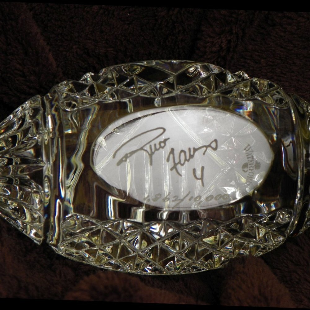 BRETT FAVRE Green Bay Packers Waterford Crystal Football # 1862 paperweight NIB - Picture 3 of 5